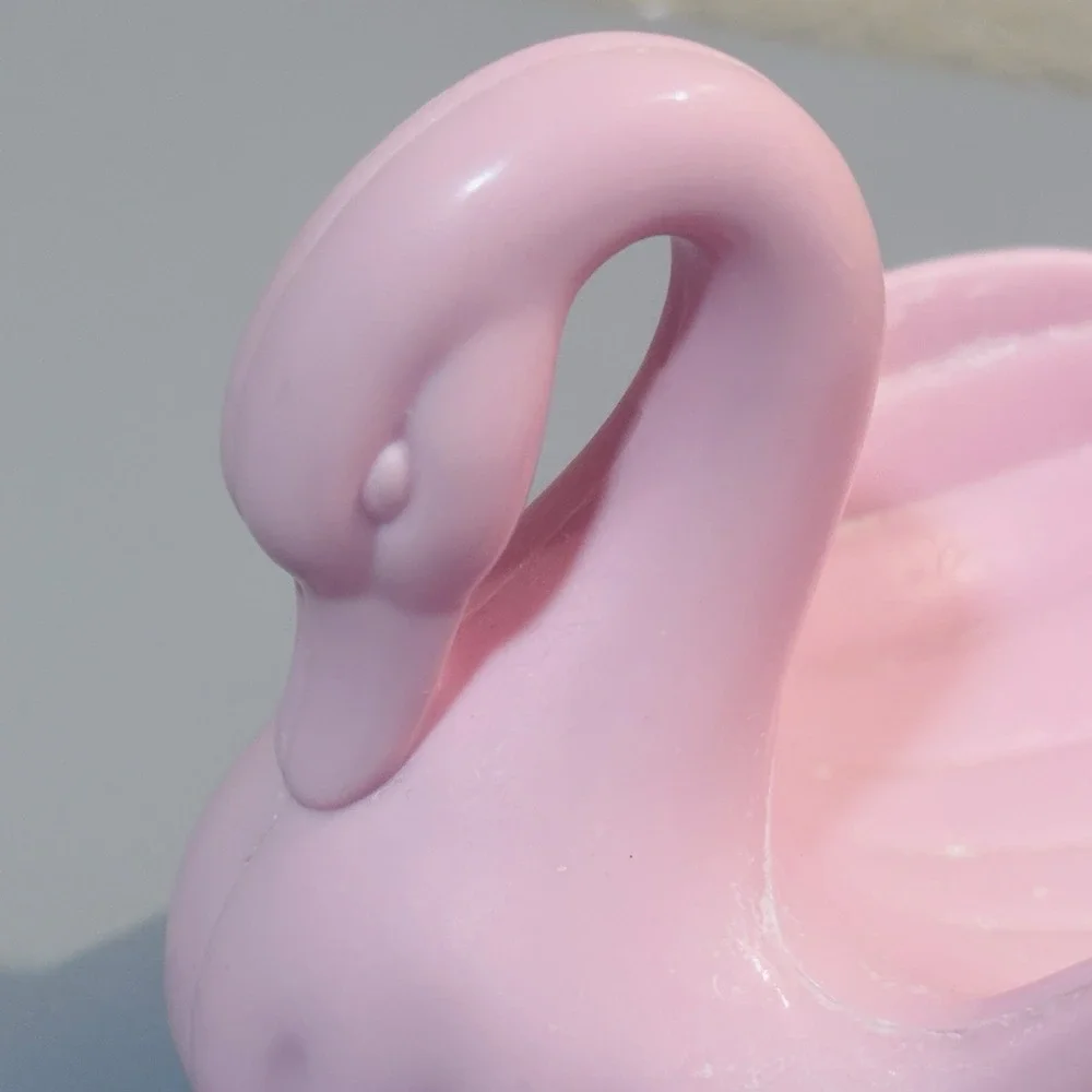 Swan this vintage